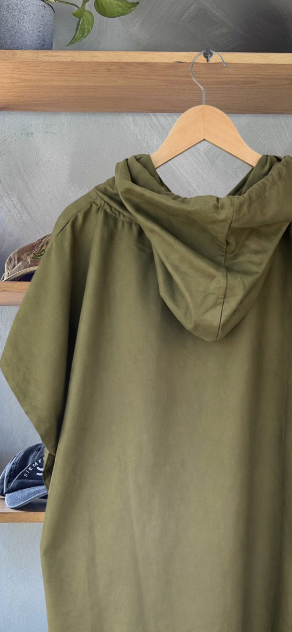 ANEMONA PONCHOS Fast Dry